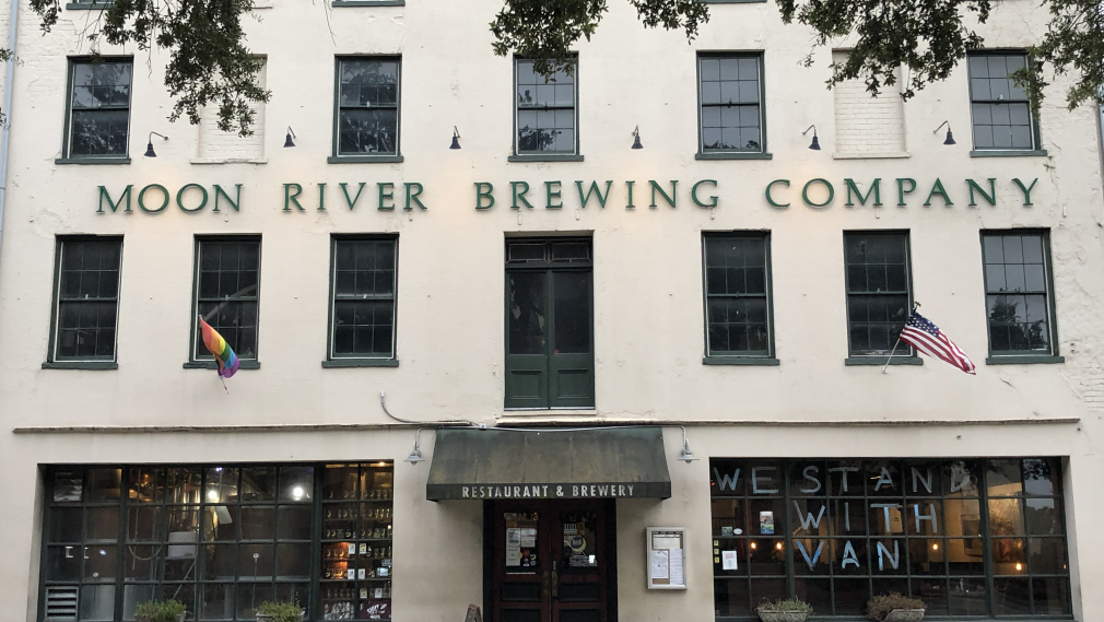 #1 Ghost Tour - Moon River Brewing